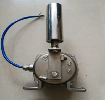 皮帶跑偏開關(guān)、KPTH2-10、兩級(jí)跑偏開關(guān)，防偏傳感器廠家