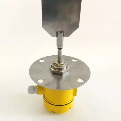 旋轉(zhuǎn)式堵煤開關(guān)SBNZX-150A、造紙廠塊狀物檢測料位開關(guān)RF961G-M22廠家